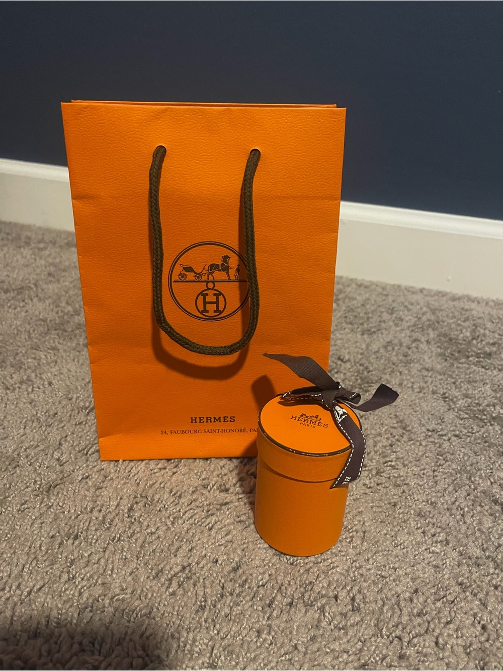 Hermes Orange Gift Bag and Cylinder Box Set